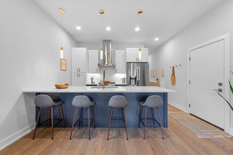 Tiny photo for 2150 W FOSTER Avenue #2, Chicago, IL 60625 (MLS # 12542854)