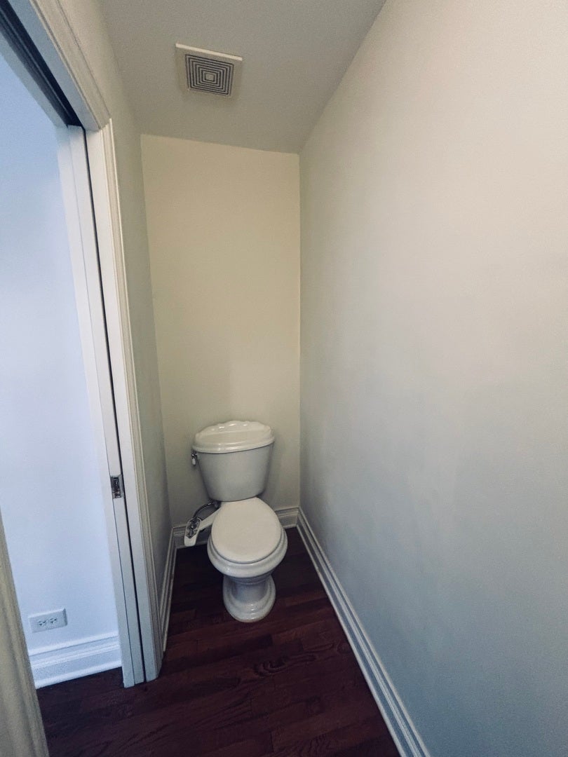 8001 Thomas Street 8001