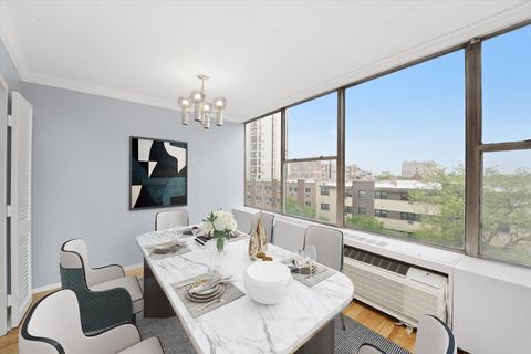 Tiny photo for 5757 N Sheridan Road #5J, Chicago, IL 60660 (MLS # 12380977)