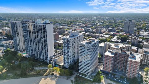 Tiny photo for 5757 N Sheridan Road #5J, Chicago, IL 60660 (MLS # 12380977)