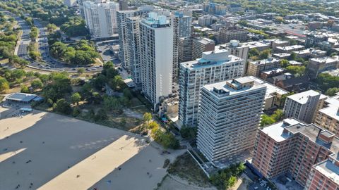 Tiny photo for 5757 N Sheridan Road #5J, Chicago, IL 60660 (MLS # 12380977)