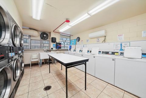 Tiny photo for 5757 N Sheridan Road #5J, Chicago, IL 60660 (MLS # 12380977)