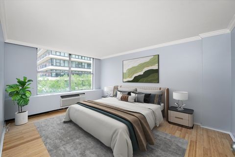 Tiny photo for 5757 N Sheridan Road #5J, Chicago, IL 60660 (MLS # 12380977)