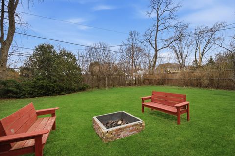 Tiny photo for 1300 Knollwood Road, Deerfield, IL 60015 (MLS # 12573881)