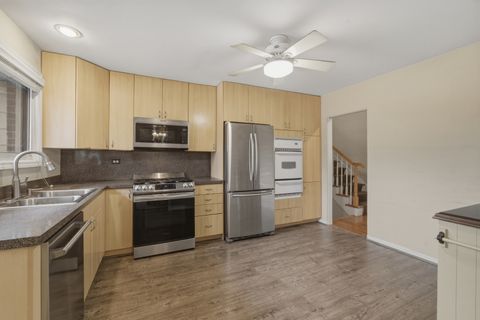 Tiny photo for 1300 Knollwood Road, Deerfield, IL 60015 (MLS # 12573881)