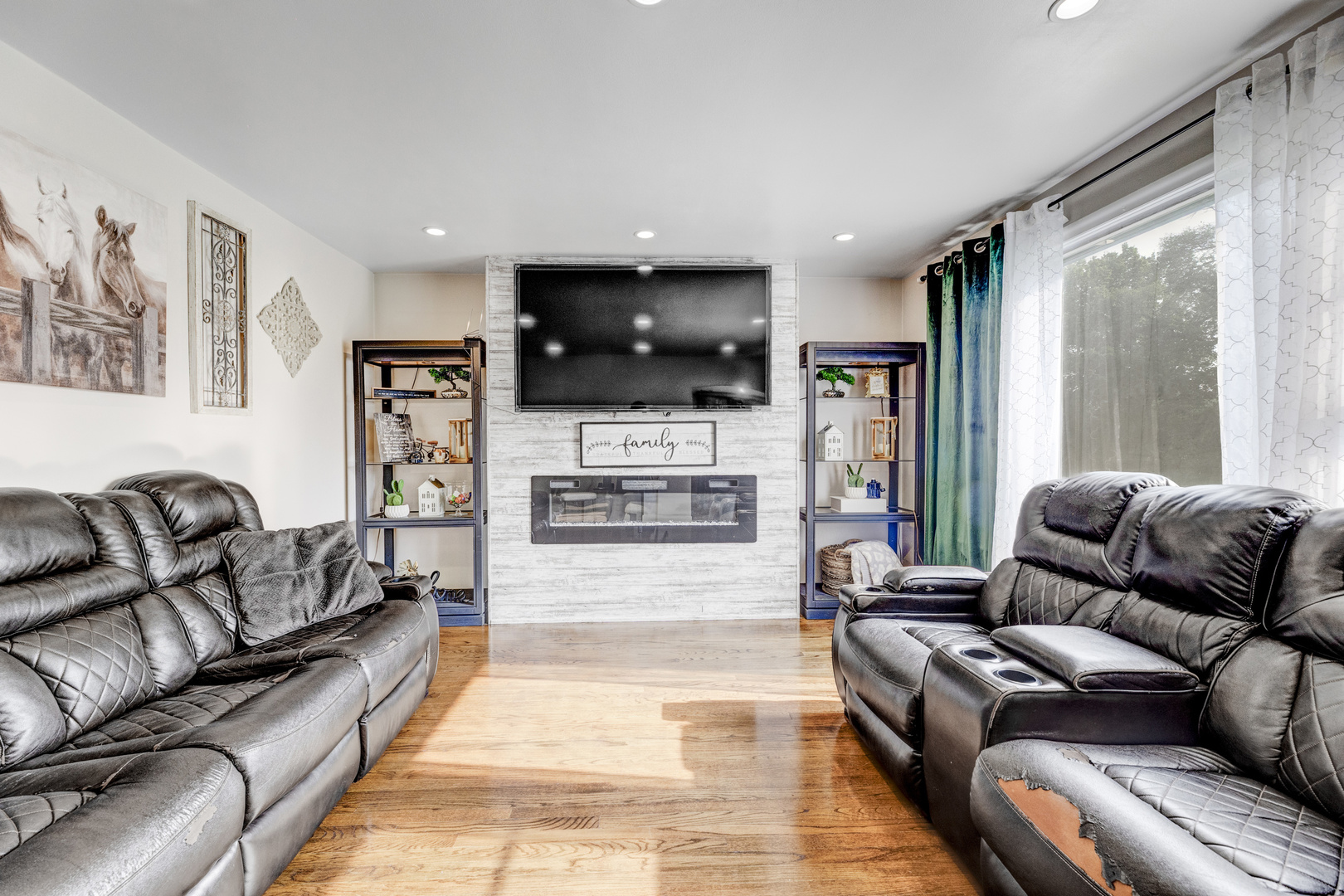 4536 Oak Park Avenue