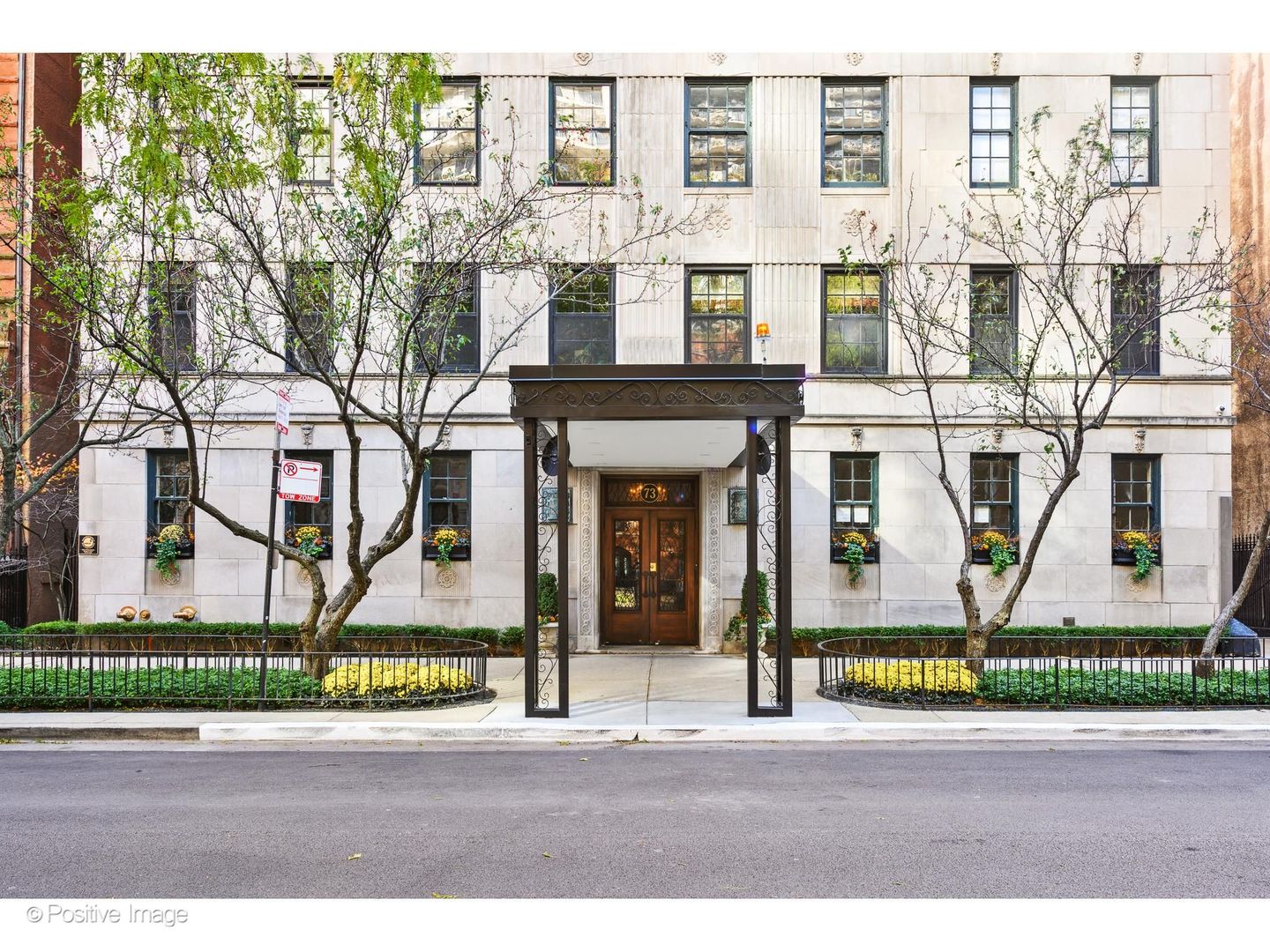 73 E Elm Street 1B