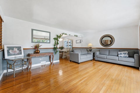 Tiny photo for 10706 S Neenah Avenue, Worth, IL 60482 (MLS # 12691916)