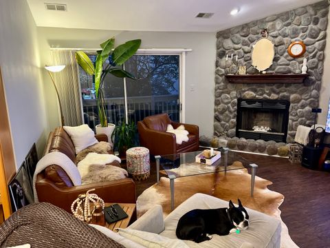 Tiny photo for 1389 E Evergreen Drive #8, Palatine, IL 60074 (MLS # 12509073)