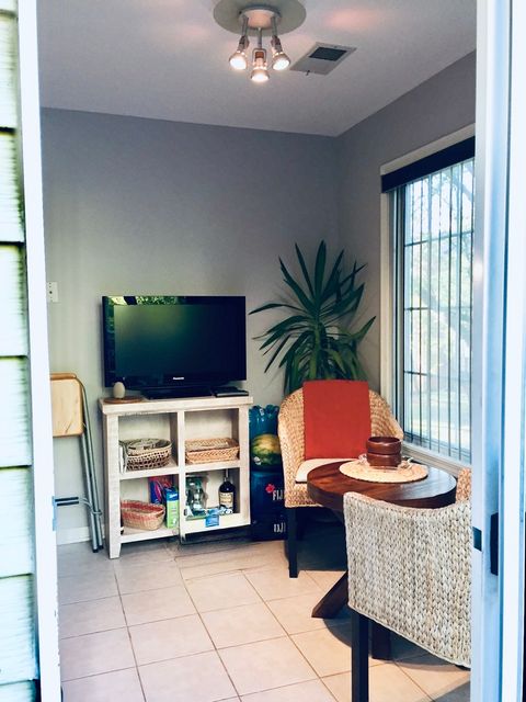 Tiny photo for 1389 E Evergreen Drive #8, Palatine, IL 60074 (MLS # 12509073)