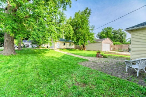 Tiny photo for 139 N Washington Street, Westmont, IL 60559 (MLS # 12705328)