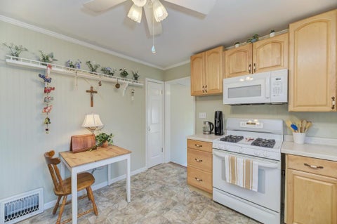 Tiny photo for 139 N Washington Street, Westmont, IL 60559 (MLS # 12705328)