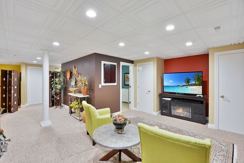 Tiny photo for 9 Red Tail Drive, Hawthorn Woods, IL 60047 (MLS # 12608464)