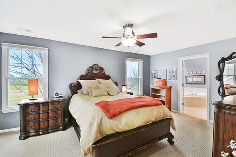 Tiny photo for 9 Red Tail Drive, Hawthorn Woods, IL 60047 (MLS # 12608464)