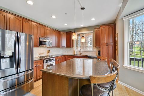 Tiny photo for 9 Red Tail Drive, Hawthorn Woods, IL 60047 (MLS # 12608464)