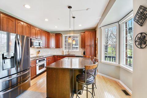 Tiny photo for 9 Red Tail Drive, Hawthorn Woods, IL 60047 (MLS # 12608464)