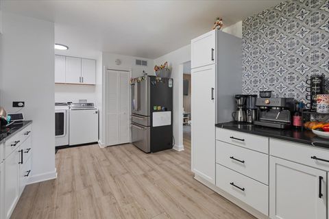 Tiny photo for 7506 S Ferdinand Avenue, Bridgeview, IL 60455 (MLS # 12526118)