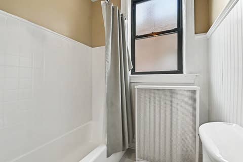 Tiny photo for 1140 E Hyde Park Boulevard #3D, Chicago, IL 60615 (MLS # 12707302)