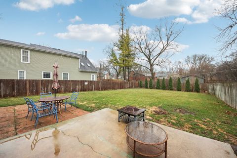 Tiny photo for 715 E Main Street, Barrington, IL 60010 (MLS # 12586009)