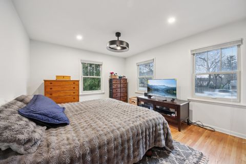 Tiny photo for 715 E Main Street, Barrington, IL 60010 (MLS # 12586009)