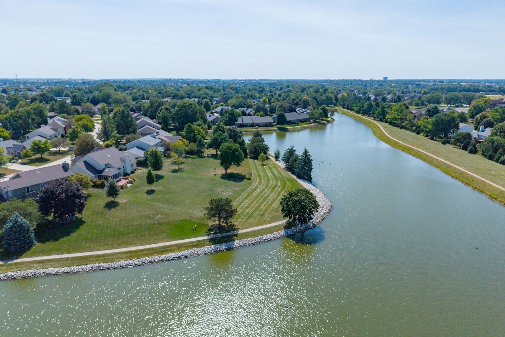 13 Bay Pointe Drive