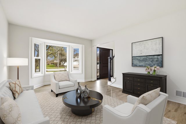 10749 Ashford Avenue