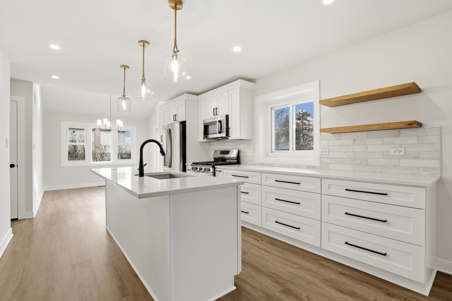 10749 Ashford Avenue