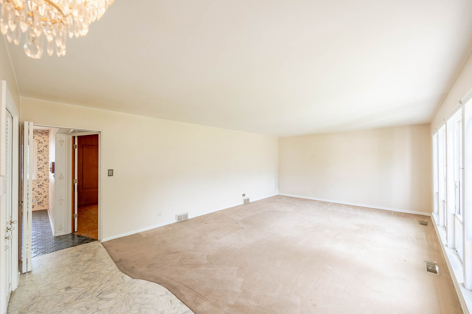 1227 Lynn Terrace