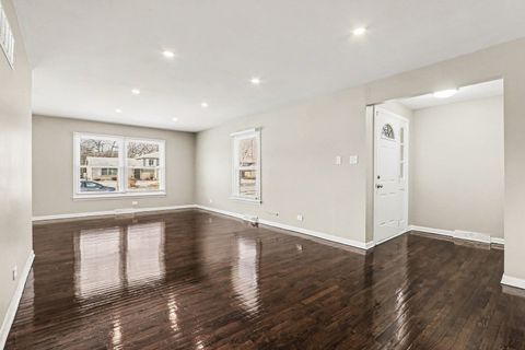 Tiny photo for 18103 Cherrywood Lane, Homewood, IL 60430 (MLS # 12564446)