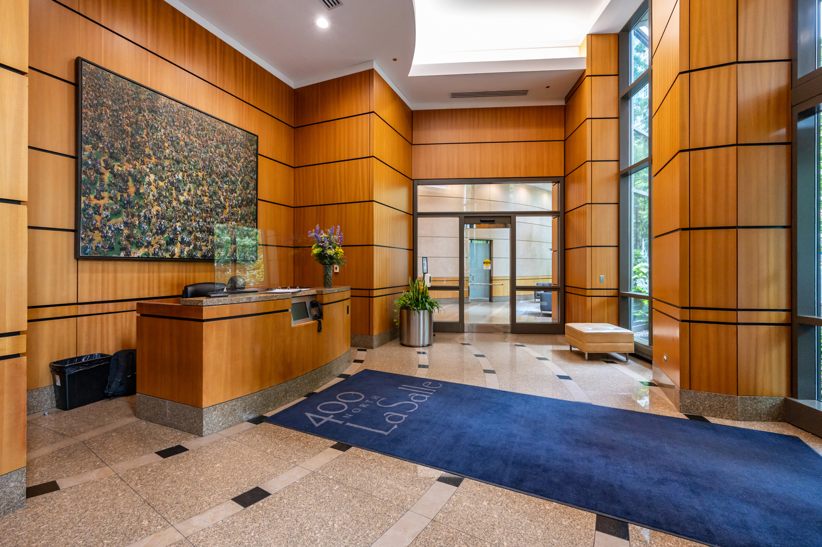 400 N La Salle Drive 2409