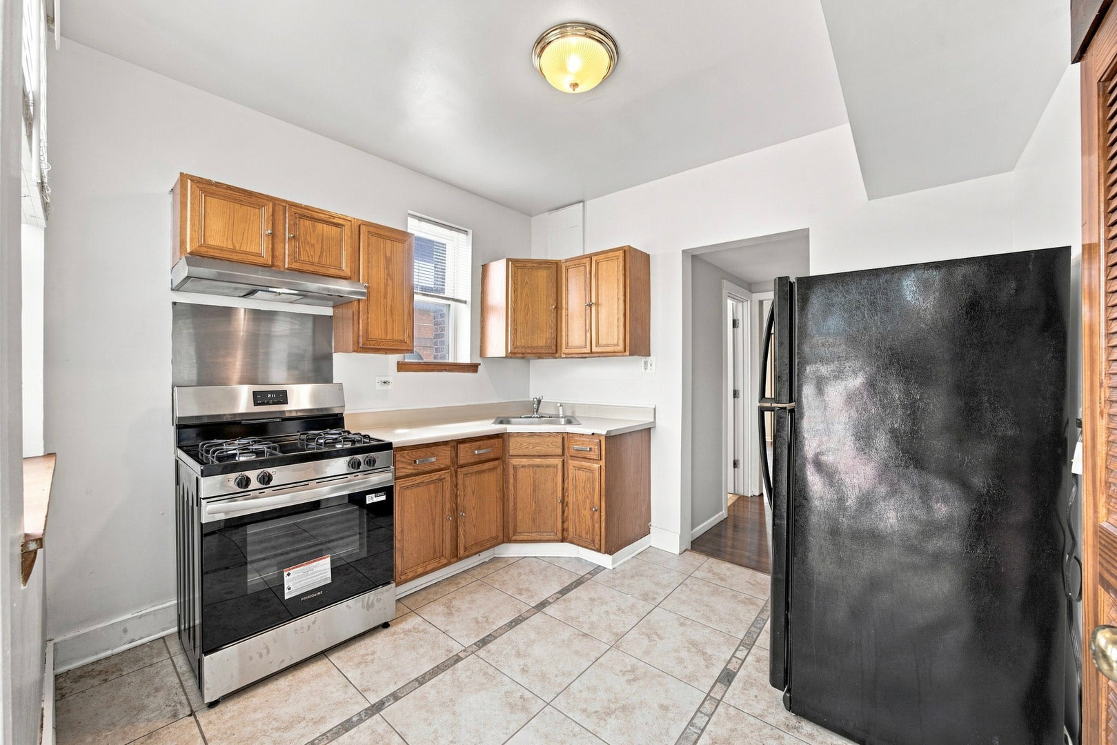 7443-7445 S Paxton Avenue 2