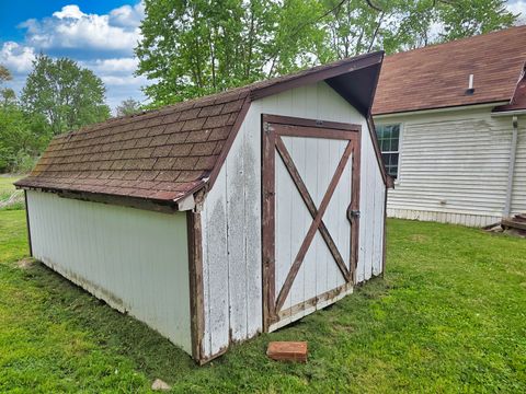 Tiny photo for 202 E Park Street, Sailor Springs, IL 62879 (MLS # 12619953)