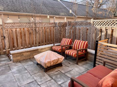 Tiny photo for 5412 N Hoyne Avenue, Chicago, IL 60625 (MLS # 12564850)