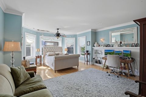 Tiny photo for 2626 W Lunt Avenue, Chicago, IL 60645 (MLS # 12459146)