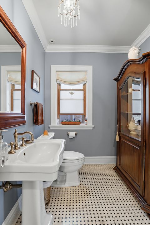 Tiny photo for 2626 W Lunt Avenue, Chicago, IL 60645 (MLS # 12459146)