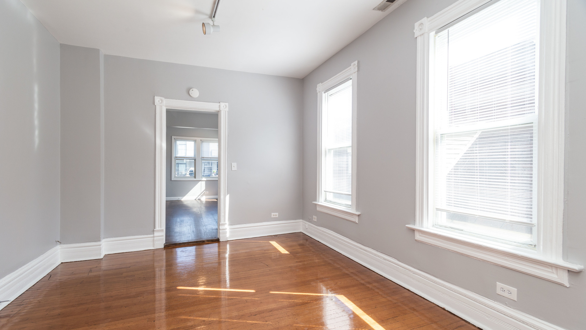 1148 W Addison Street 2