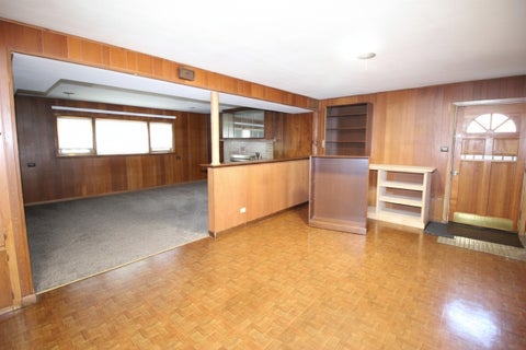 Tiny photo for 10158 S Talman Avenue, Chicago, IL 60655 (MLS # 12668406)