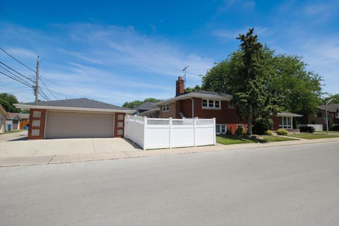 Tiny photo for 10158 S Talman Avenue, Chicago, IL 60655 (MLS # 12668406)