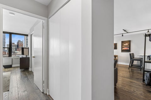 Tiny photo for 1560 N Sandburg Terrace #1010J, Chicago, IL 60610 (MLS # 12735096)