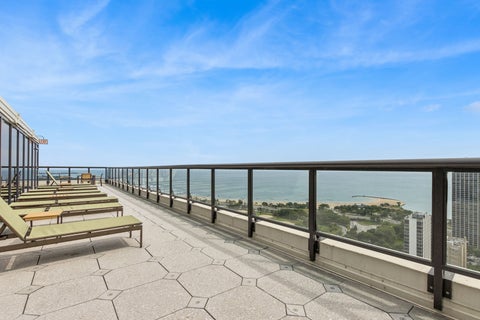 Tiny photo for 1560 N Sandburg Terrace #1010J, Chicago, IL 60610 (MLS # 12735096)