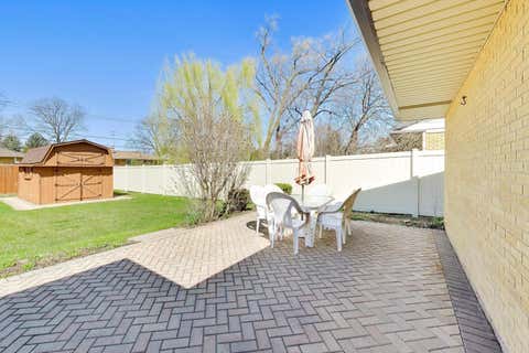 Tiny photo for 656 Jon Lane, Des Plaines, IL 60016 (MLS # 12700138)