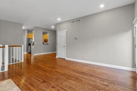 Tiny photo for 1616 S Indiana Avenue #B3, Chicago, IL 60616 (MLS # 12507166)