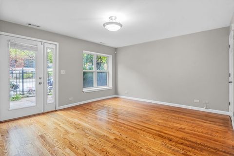 Tiny photo for 1616 S Indiana Avenue #B3, Chicago, IL 60616 (MLS # 12507166)