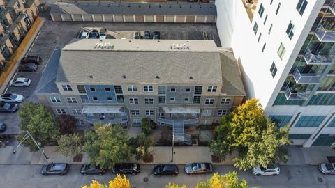 Tiny photo for 1616 S Indiana Avenue #B3, Chicago, IL 60616 (MLS # 12507166)