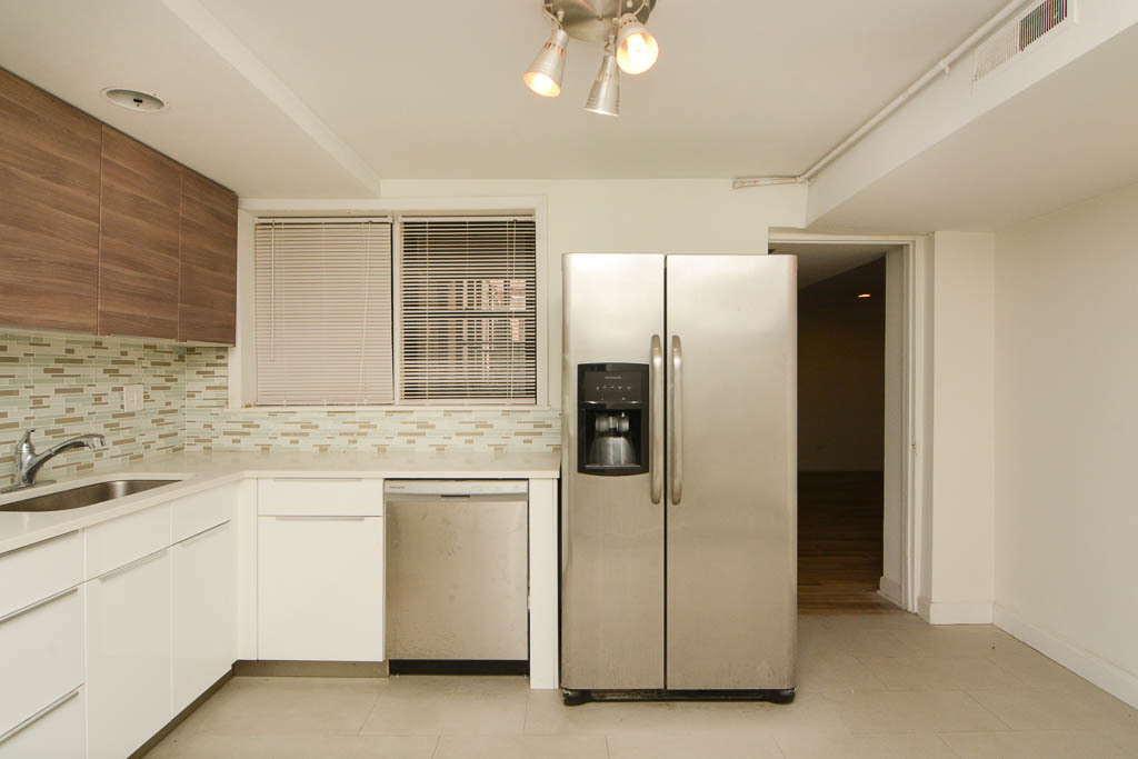 1160 N LaSalle Street GARDEN