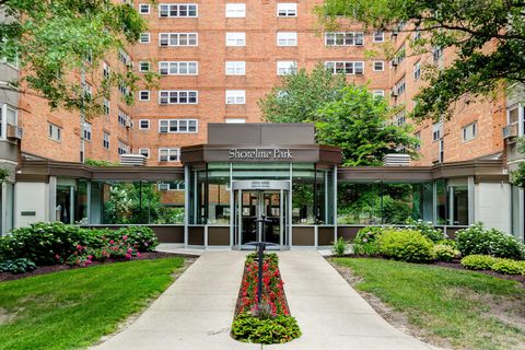 Photo of 4950 N Marine Drive #309, Chicago, IL 60640 (MLS # 12500617)