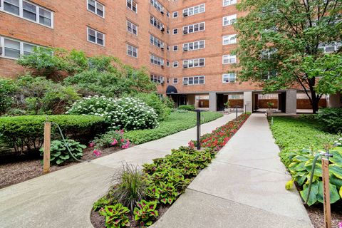 Tiny photo for 4950 N Marine Drive #309, Chicago, IL 60640 (MLS # 12500617)