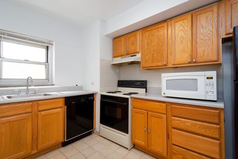 Tiny photo for 4950 N Marine Drive #309, Chicago, IL 60640 (MLS # 12500617)