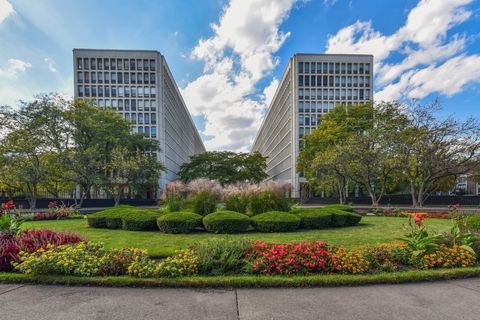 1401 E 55th Street 416N Chicago IL 60637