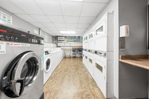 Tiny photo for 253 E DELAWARE Place #14D, Chicago, IL 60611 (MLS # 12520628)